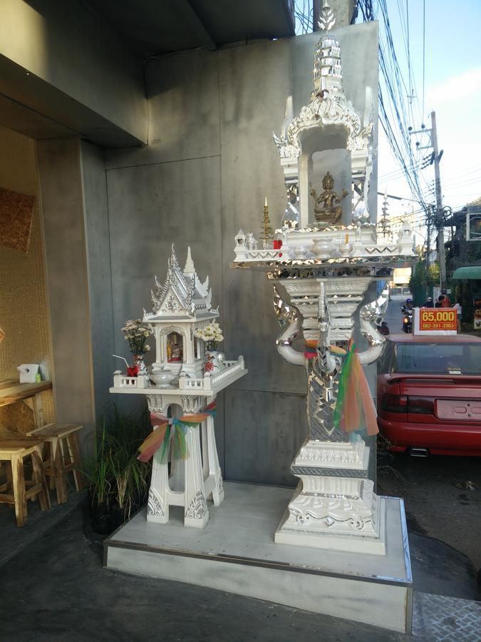 X Kingdom Guest House Chiang Mai Exterior foto
